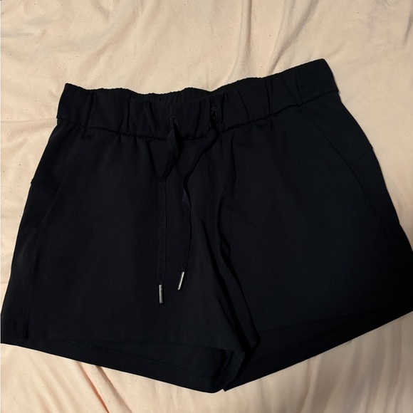 black lulu lemon shorts - Picture 1 of 2